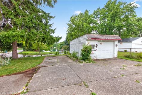 5984 Pearl Road Parma Heights OH 44130