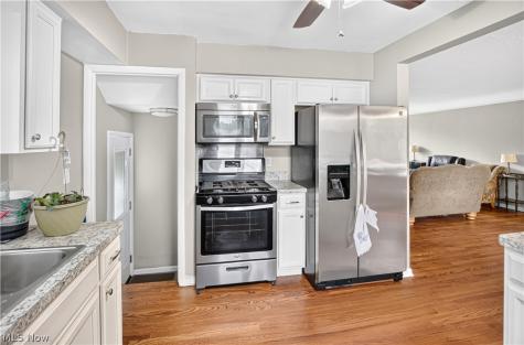 5984 Pearl Road Parma Heights OH 44130