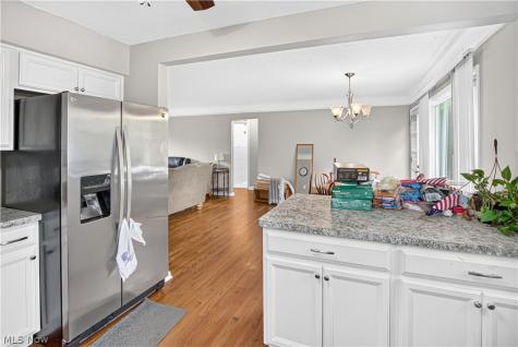 5984 Pearl Road Parma Heights OH 44130