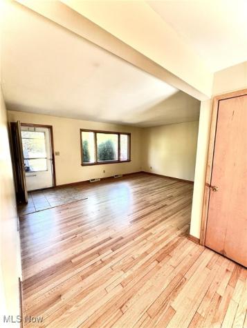 31635 Lake Road Avon Lake OH 44012