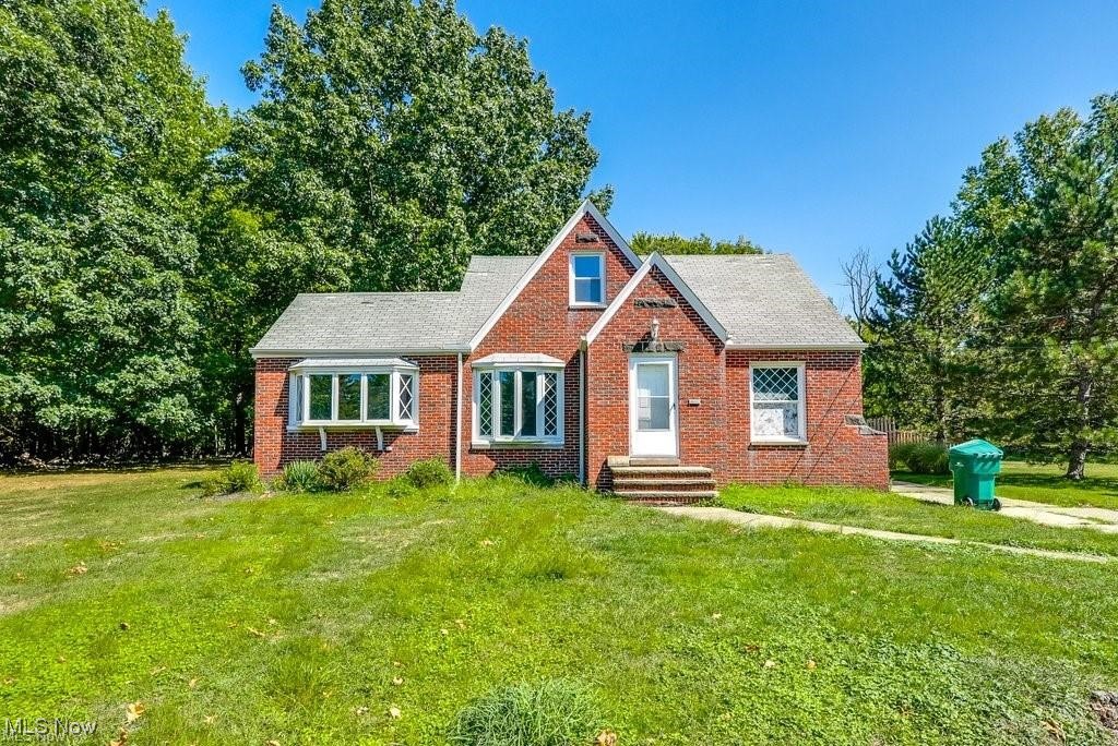 145 Richmond Road Richmond Heights OH 44143