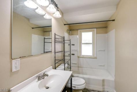 145 Richmond Road Richmond Heights OH 44143