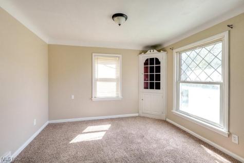 145 Richmond Road Richmond Heights OH 44143