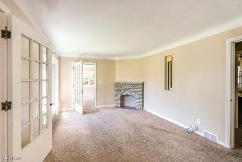 145 Richmond Road Richmond Heights OH 44143