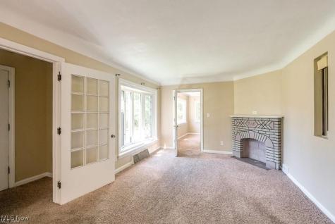 145 Richmond Road Richmond Heights OH 44143