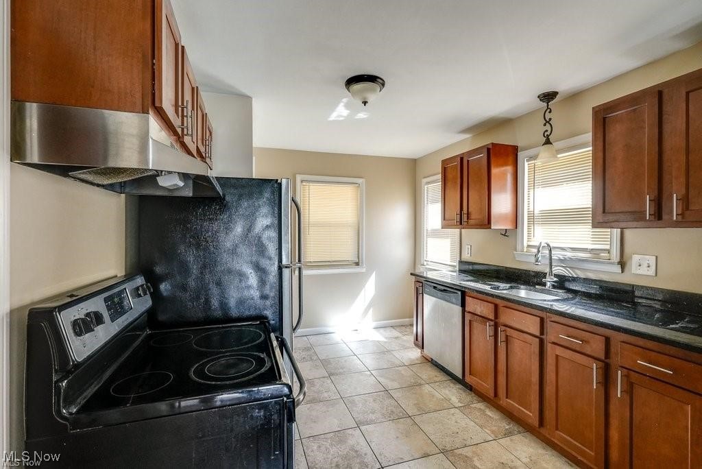 145 Richmond Road Richmond Heights OH 44143