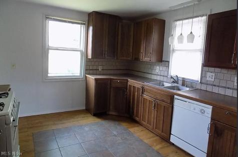 3002 9th Street SW Canton OH 44710
