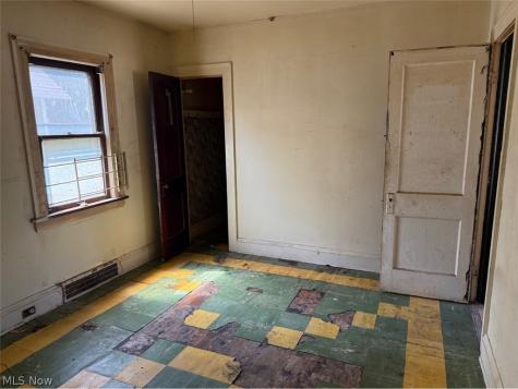 10205 Sandusky Avenue Cleveland OH 44105