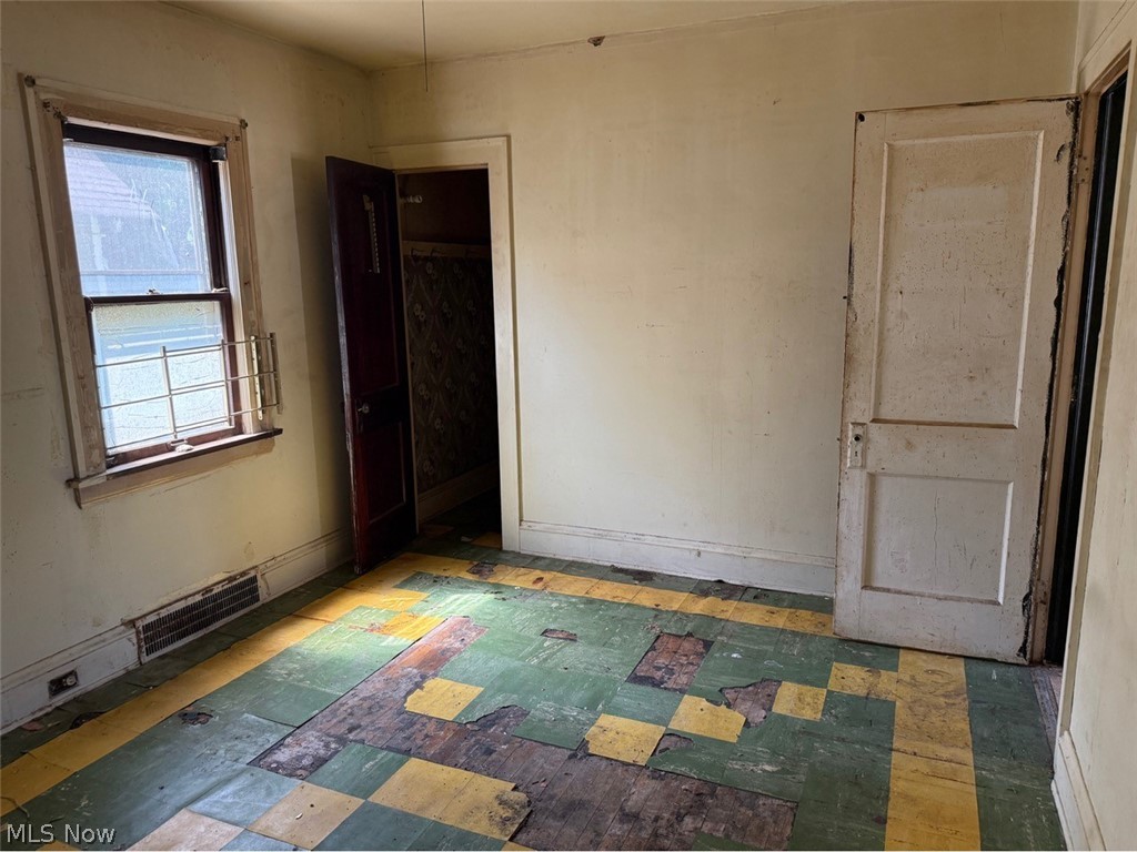 10205 Sandusky Avenue Cleveland OH 44105