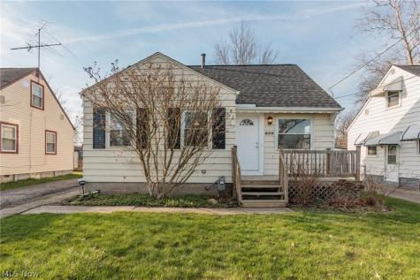 609 Princeton Avenue Elyria OH 44035