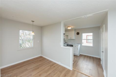 609 Princeton Avenue Elyria OH 44035