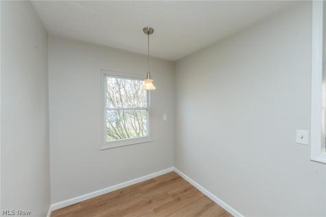609 Princeton Avenue Elyria OH 44035