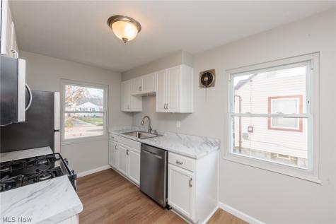 609 Princeton Avenue Elyria OH 44035