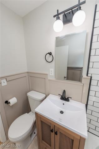 609 Princeton Avenue Elyria OH 44035
