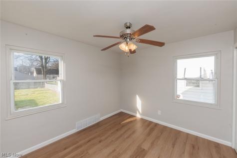 609 Princeton Avenue Elyria OH 44035