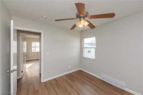 609 Princeton Avenue Elyria OH 44035
