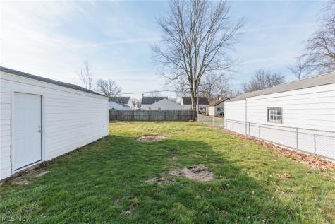 609 Princeton Avenue Elyria OH 44035