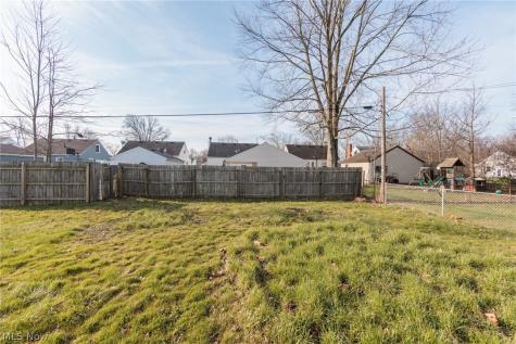 609 Princeton Avenue Elyria OH 44035