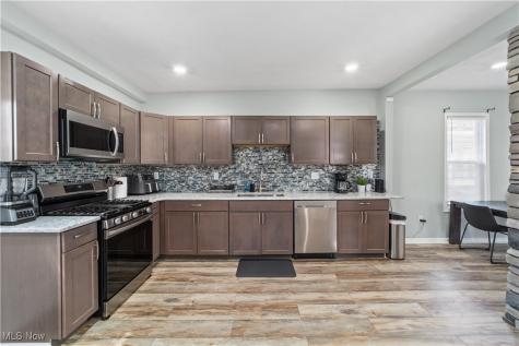 3251 Marvin Avenue Cleveland OH 44109