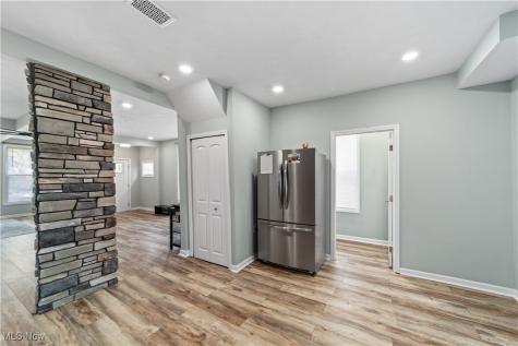 3251 Marvin Avenue Cleveland OH 44109