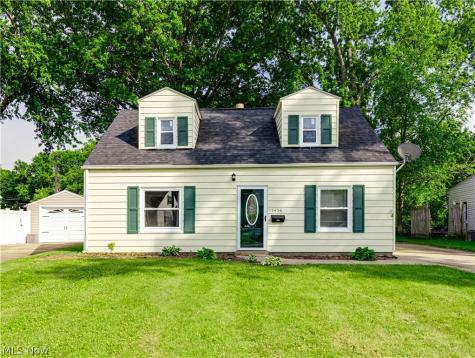 1436 Curtis Avenue Cuyahoga Falls OH 44221