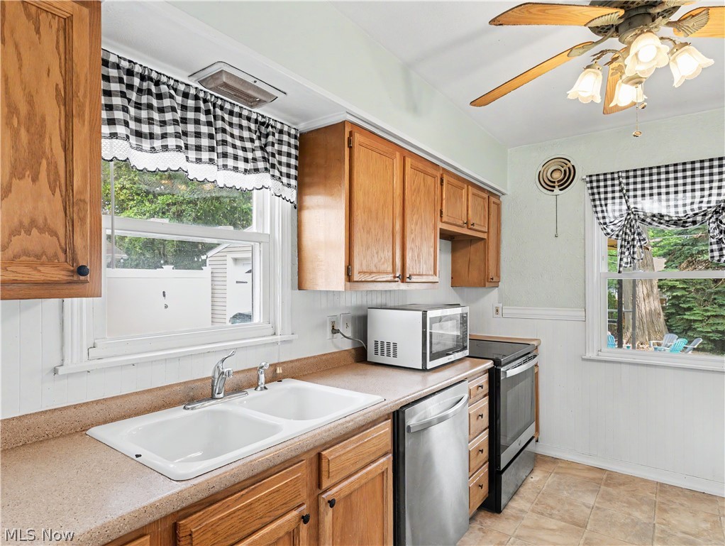 1436 Curtis Avenue Cuyahoga Falls OH 44221