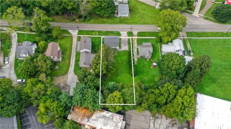 8220 Center Street Garrettsville OH 44231