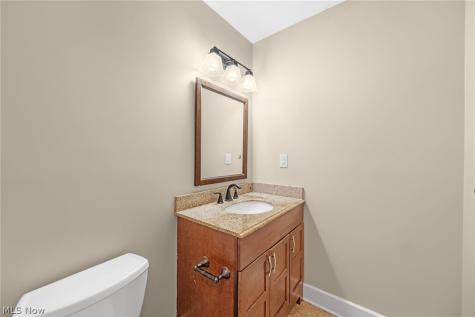 2976 Greenleaf Road Akron OH 44312