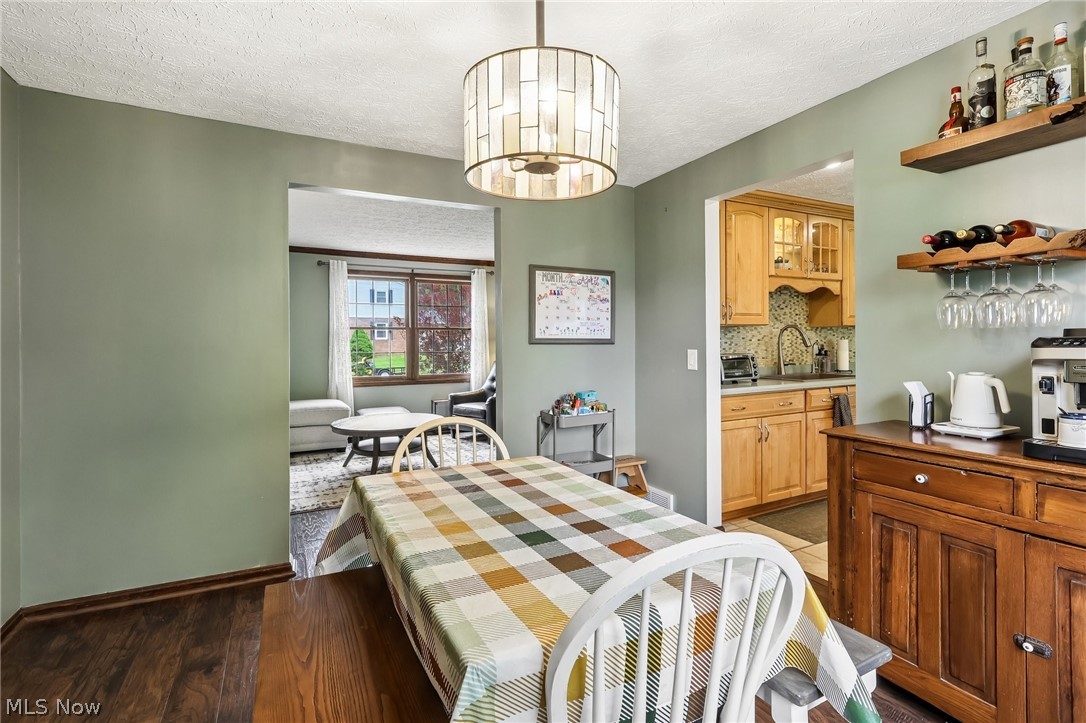 4503 Northview Avenue NW Canton OH 44709