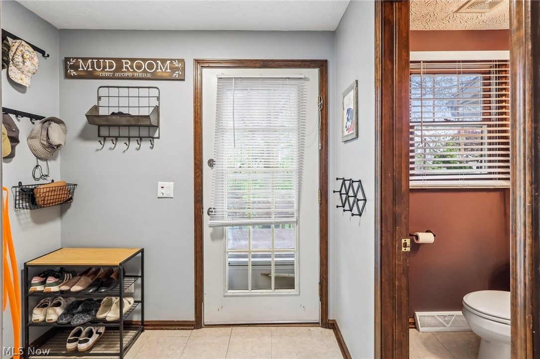 4503 Northview Avenue NW Canton OH 44709