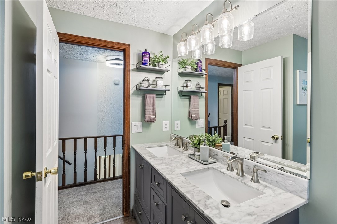 4503 Northview Avenue NW Canton OH 44709
