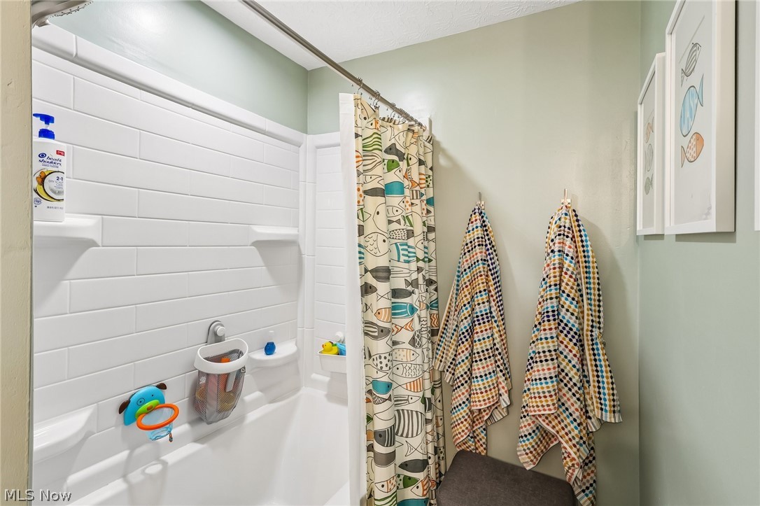 4503 Northview Avenue NW Canton OH 44709
