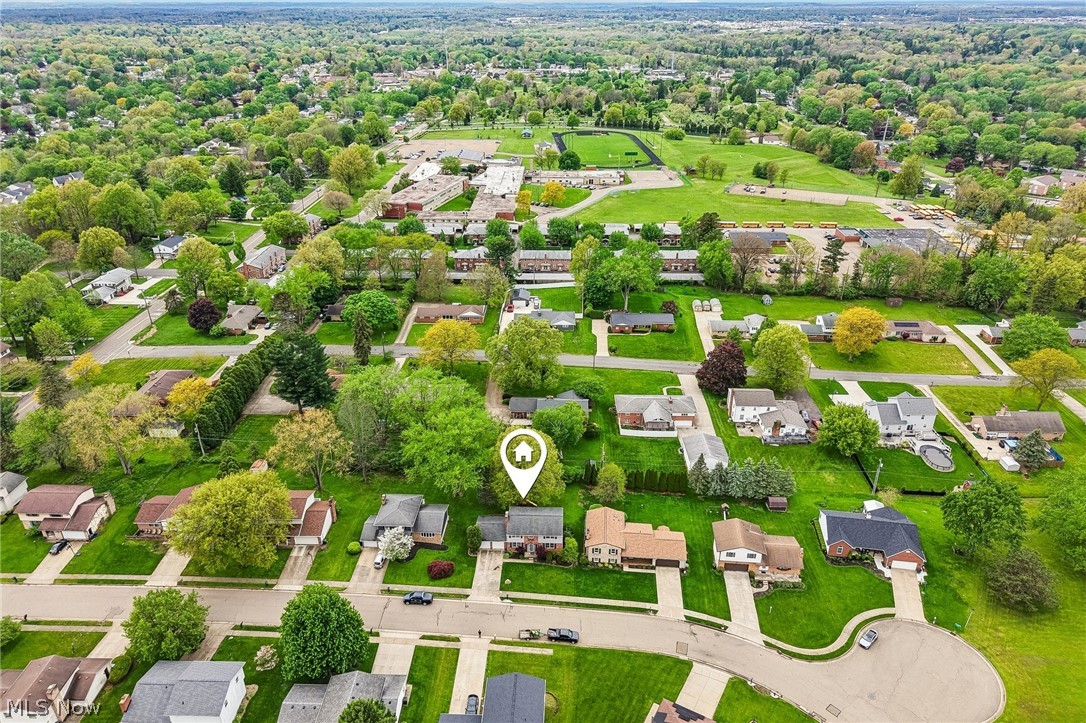4503 Northview Avenue NW Canton OH 44709