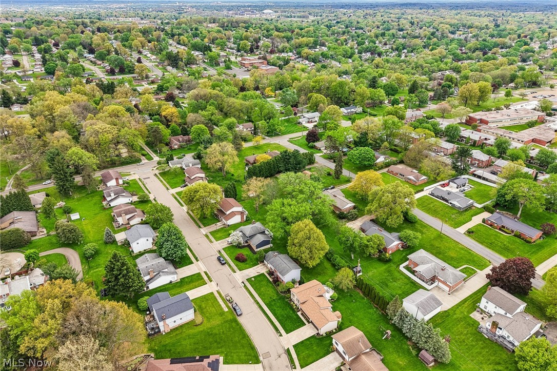 4503 Northview Avenue NW Canton OH 44709