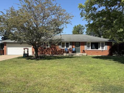 893 Dresden Drive Mansfield OH 44905
