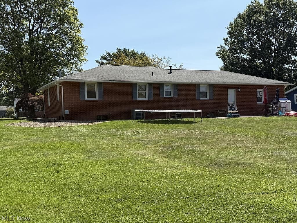 893 Dresden Drive Mansfield OH 44905