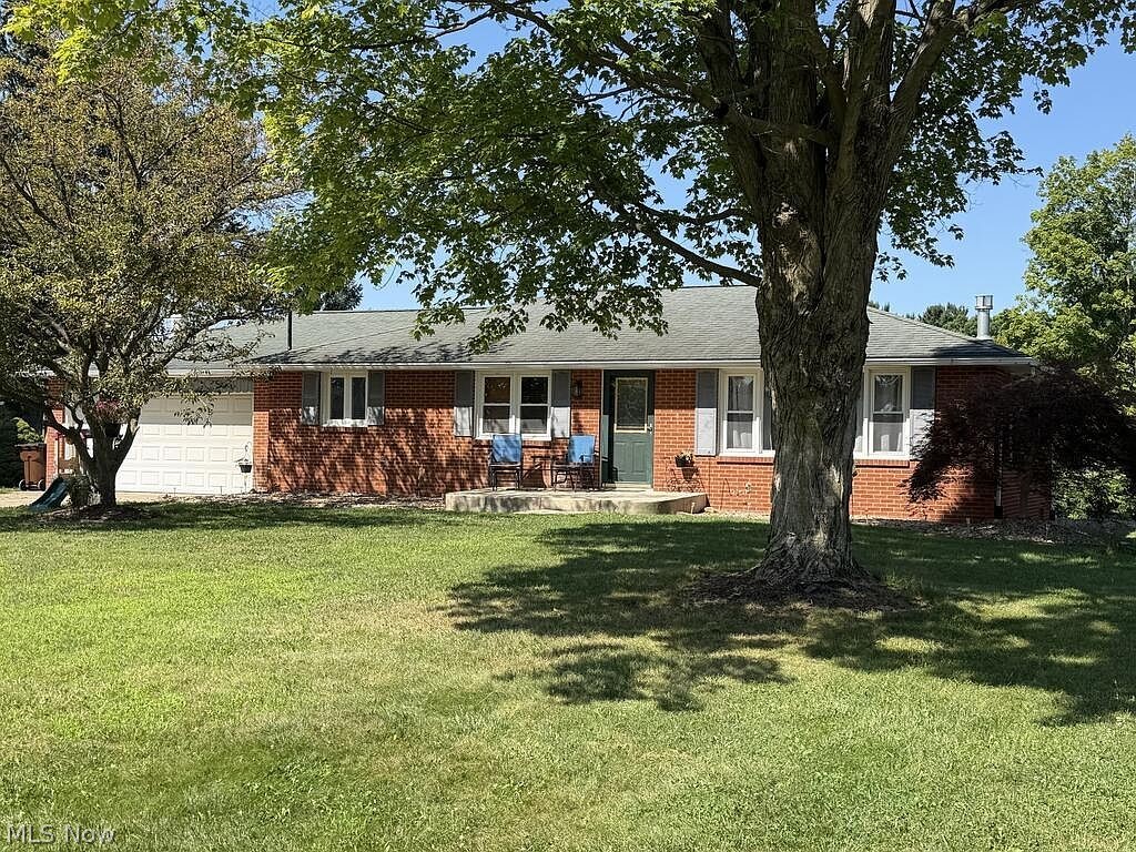 893 Dresden Drive Mansfield OH 44905