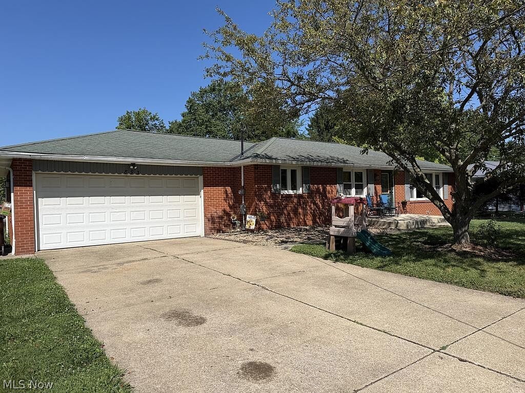 893 Dresden Drive Mansfield OH 44905
