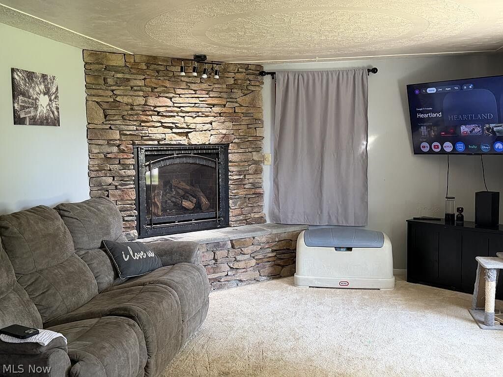 893 Dresden Drive Mansfield OH 44905