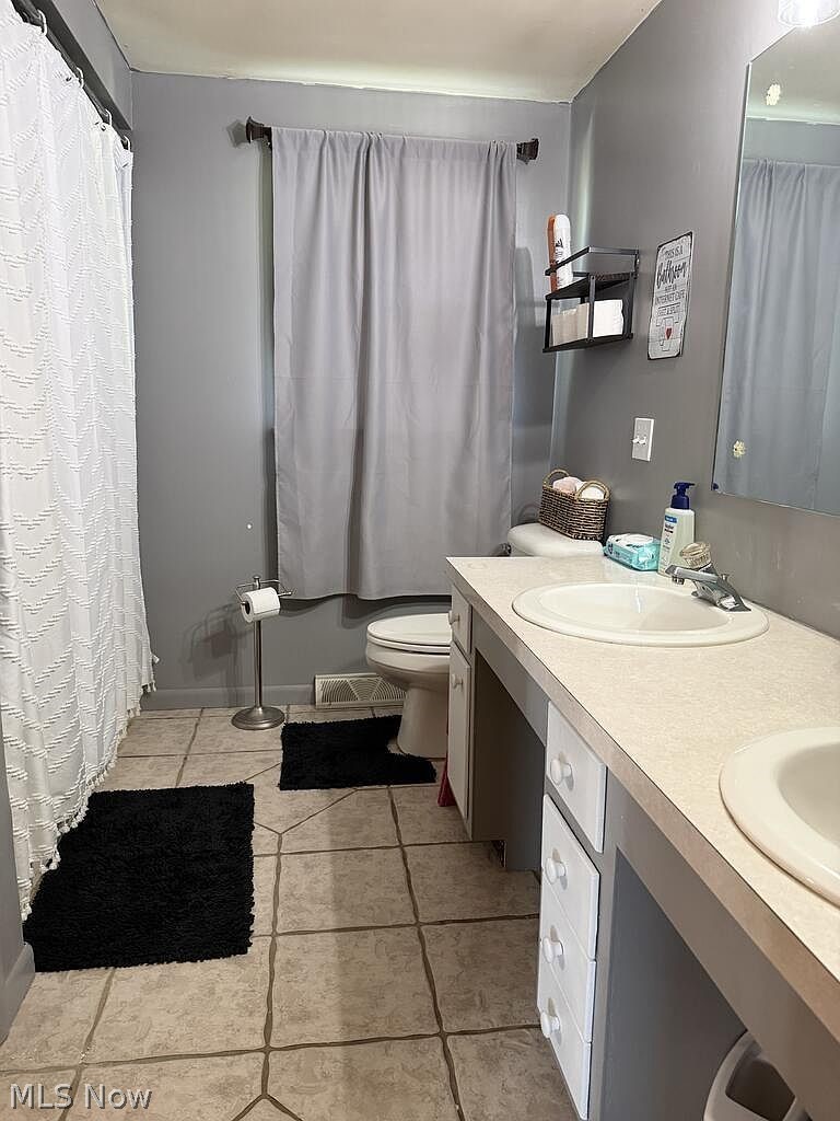 893 Dresden Drive Mansfield OH 44905