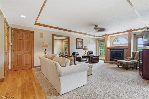 1515 Walnut Creek Trail Mansfield OH 44906