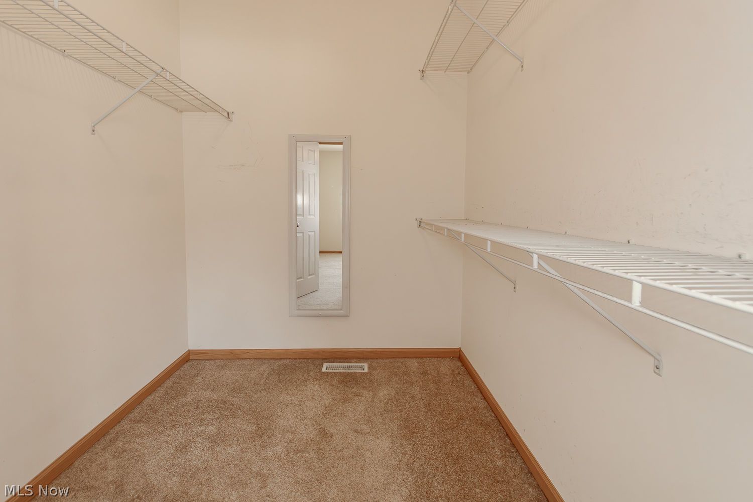 6782 Perennial Lane Mentor OH 44060