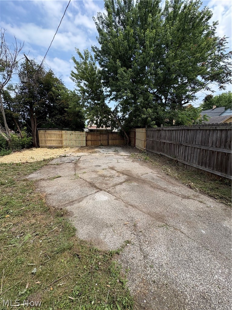 4402 Riverside Avenue Cleveland OH 44102