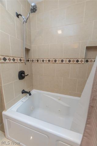 4549 Golfway Road South Euclid OH 44121