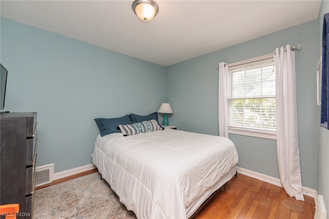 4549 Golfway Road South Euclid OH 44121