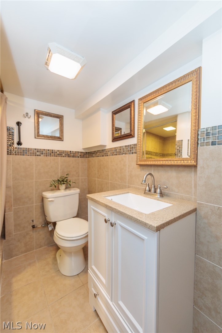 4549 Golfway Road South Euclid OH 44121