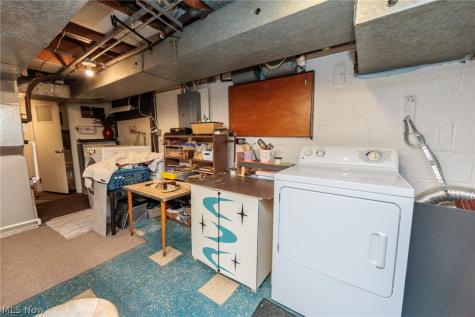 4549 Golfway Road South Euclid OH 44121