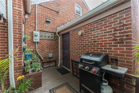 4549 Golfway Road South Euclid OH 44121