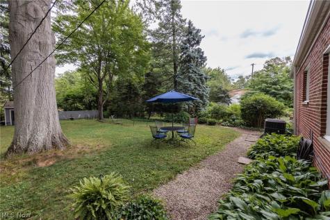 4549 Golfway Road South Euclid OH 44121
