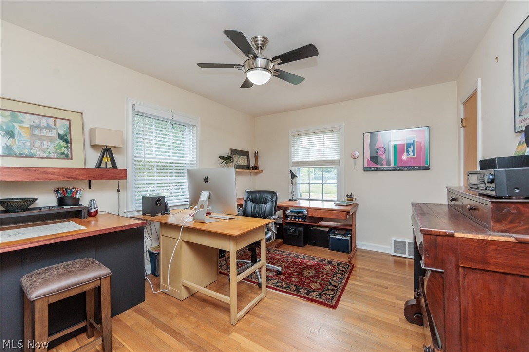 4549 Golfway Road South Euclid OH 44121